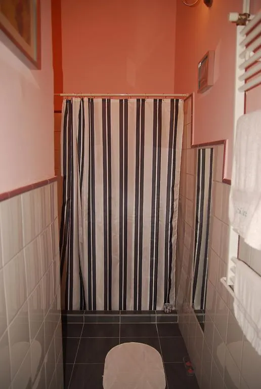 Balazs Apartment - Oktogon Budapest Hungary