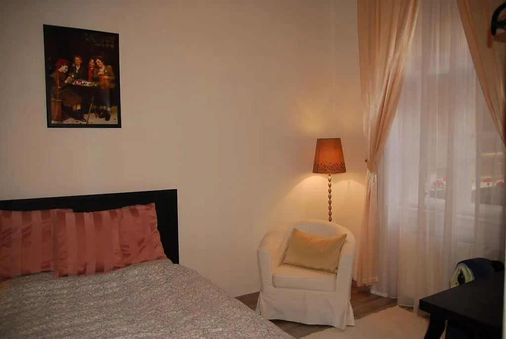 Balazs Apartment - Oktogon Βουδαπέστη 0*,  Ουγγαρία